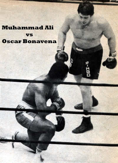 Oscar Bonavena fighting Muhammad Ali